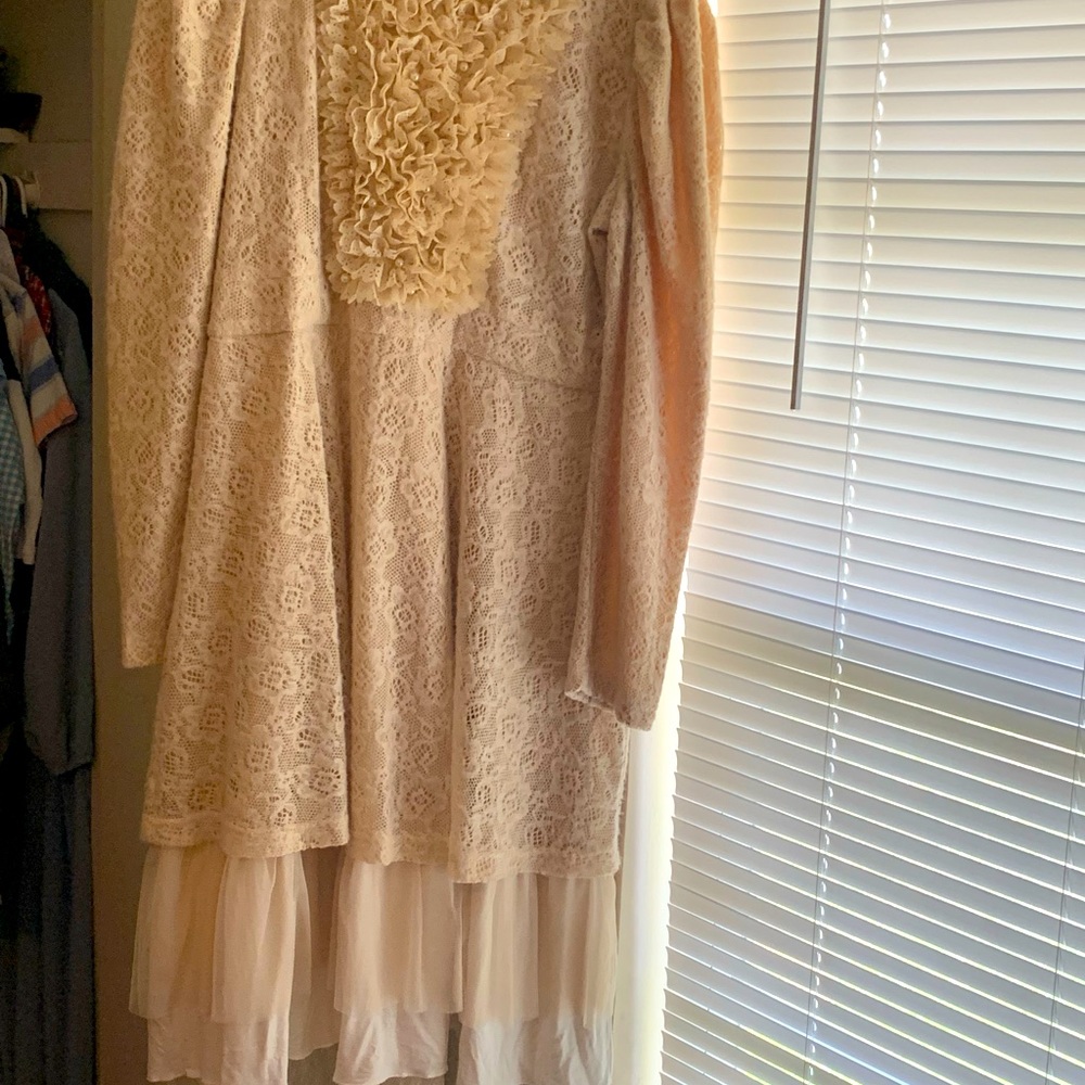Vintage looking dainty Jewell’s tan XL